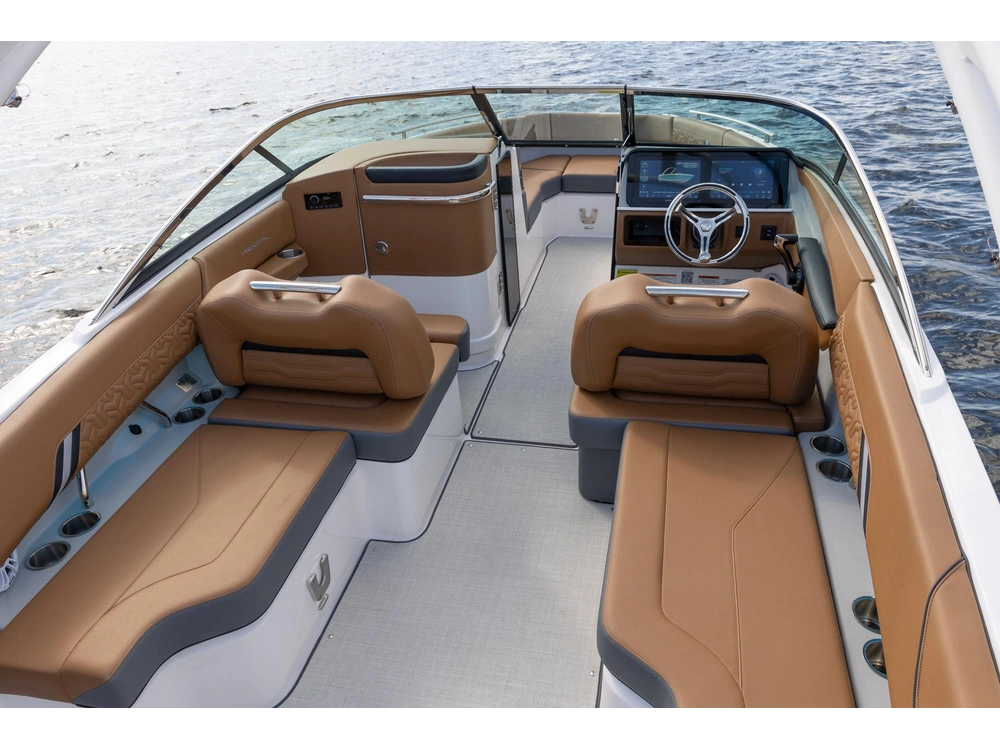 Regal LX4 LX4 2025 alt