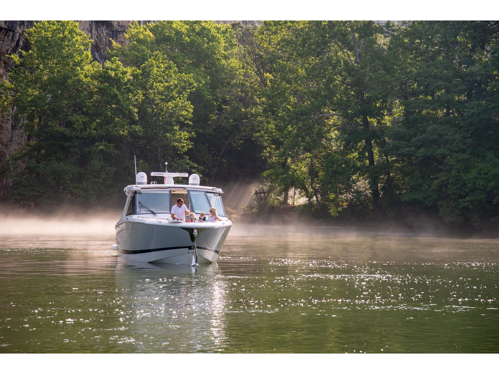 Regal LS36 LS36 2025 alt