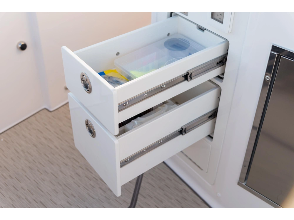 Regal 33 SAV 33 SAV 2025 alt