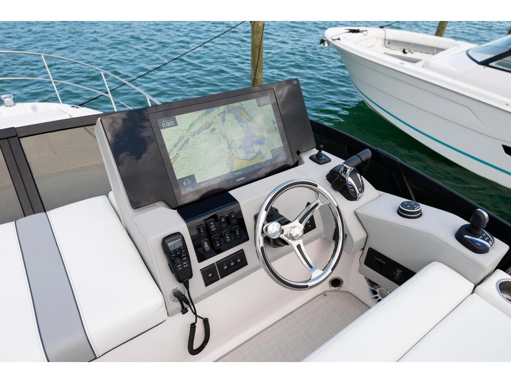 Regal 38 FLY 38 FLY 2025 alt