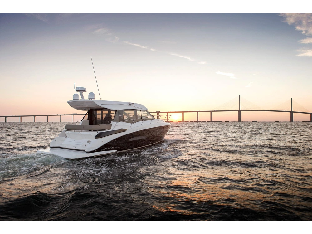 Regal 42 Grande Coupe 42 Grande Coupe 2025 alt