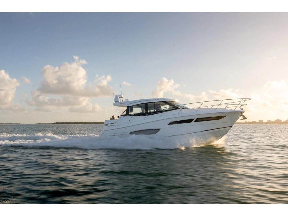 Regal 38 Grande Coupe 38 Grande Coupe 2025 alt