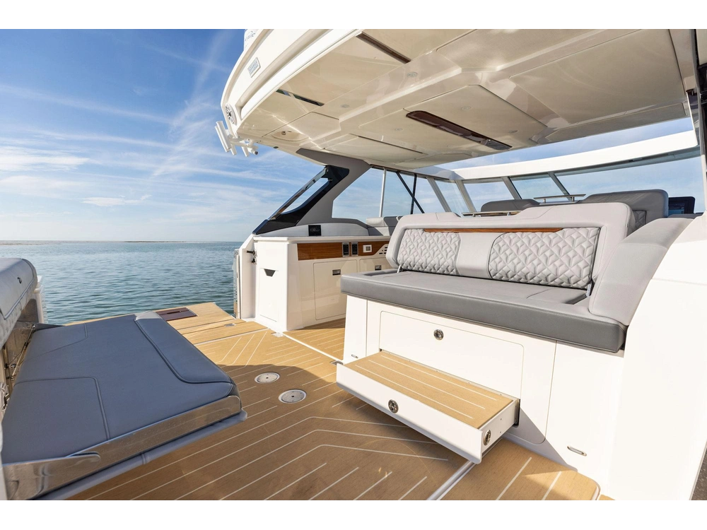 Regal LX43 LX43 2025 alt