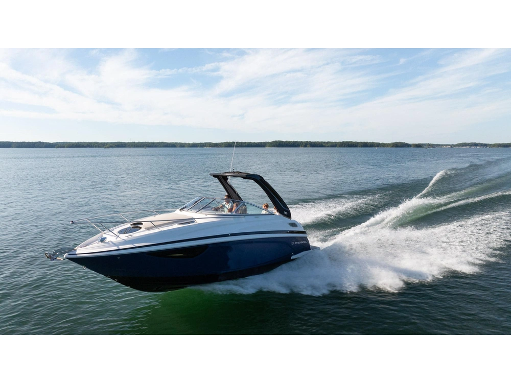 Regal 28 Express 28 Express 2025 alt