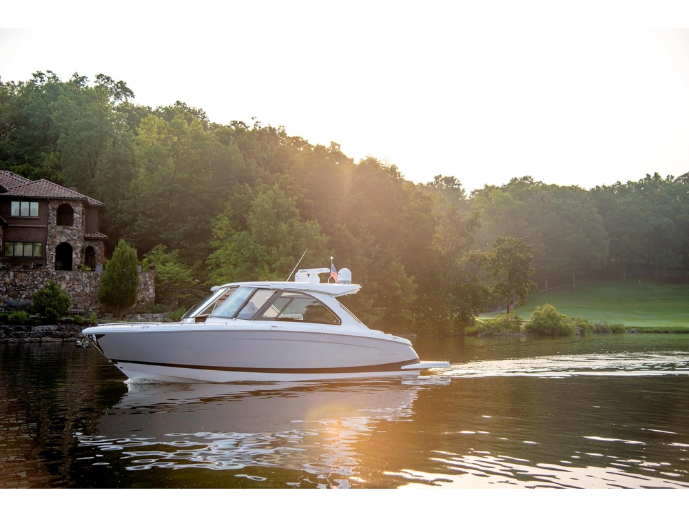 Regal LS36 LS36 2025 alt