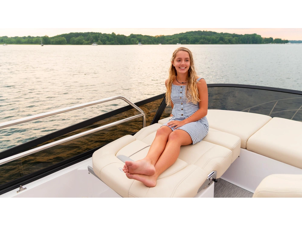 Regal 42 Fly 42 Fly 2025 alt