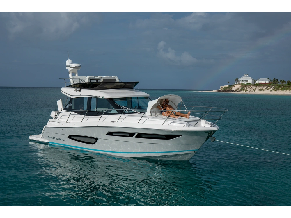 Regal 38 FLY 38 FLY 2025 alt