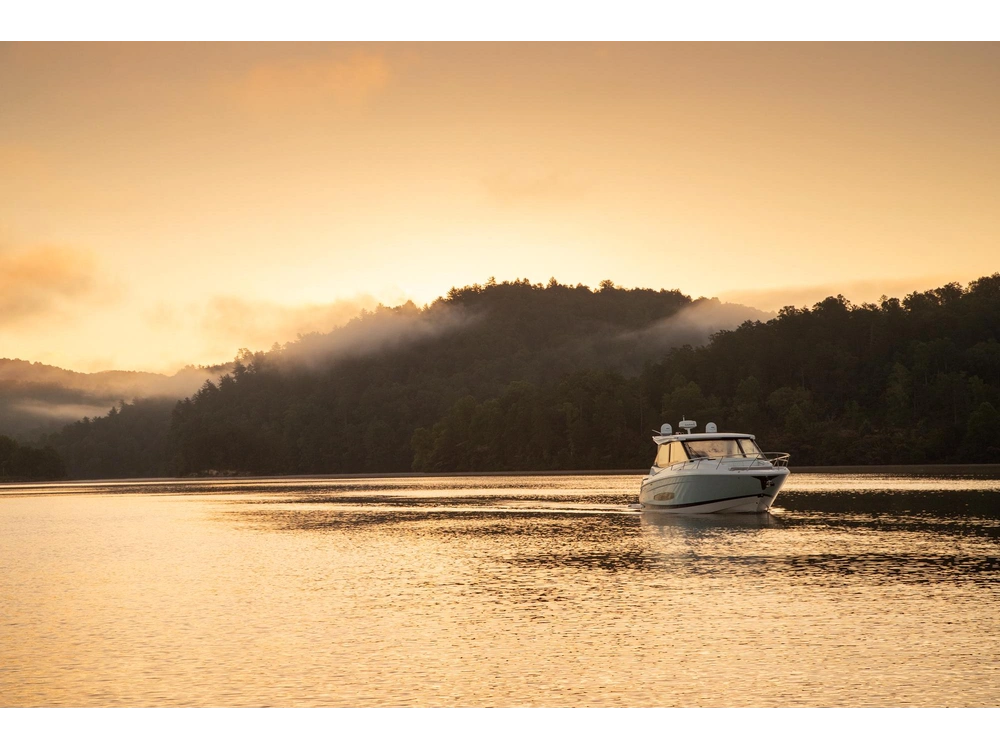 Regal 36 Grande Coupe 36 Grande Coupe 2025 alt