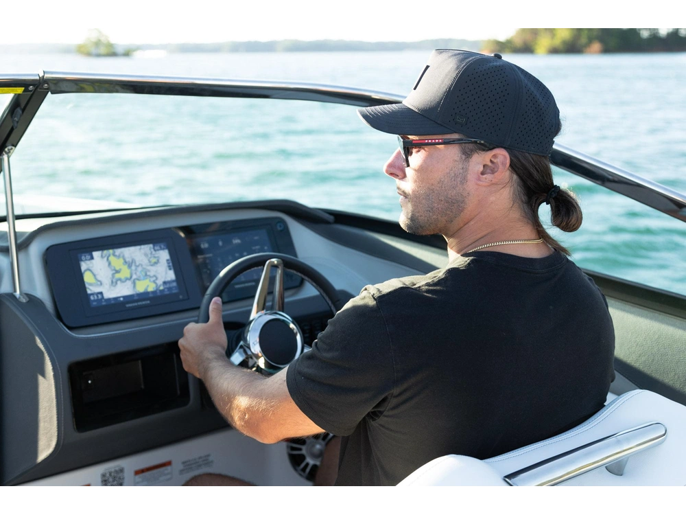 Regal LS6 Surf LS6 Surf 2025 alt