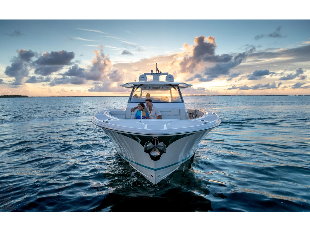 Regal 43 SAV 43 SAV 2025 alt