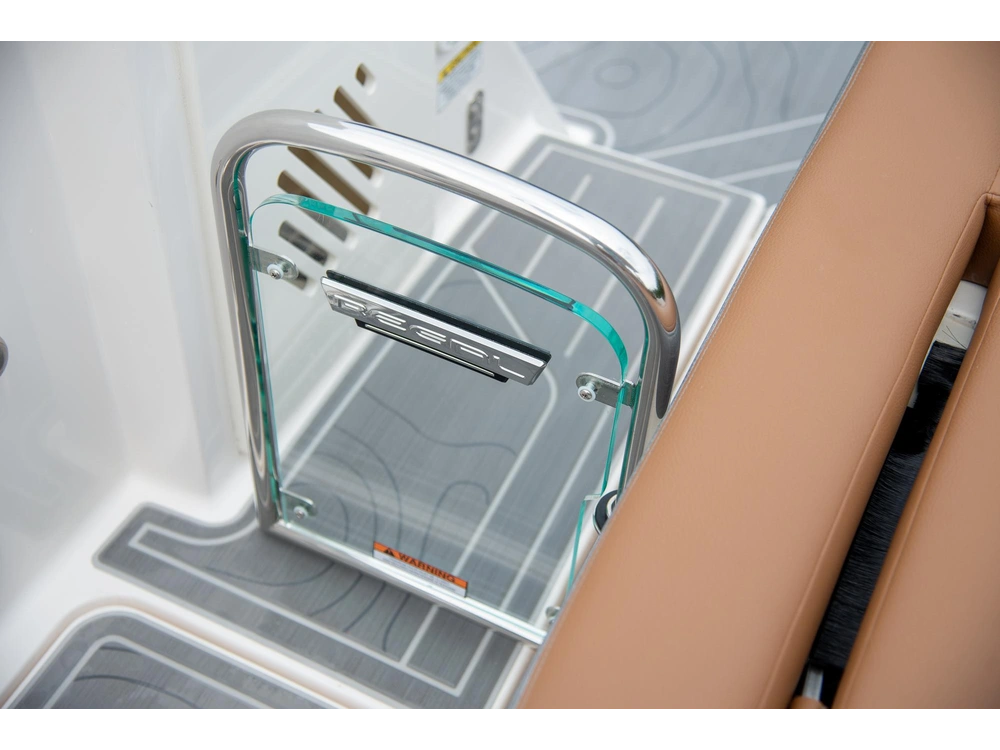 Regal 38 Surf 38 Surf 2025 alt