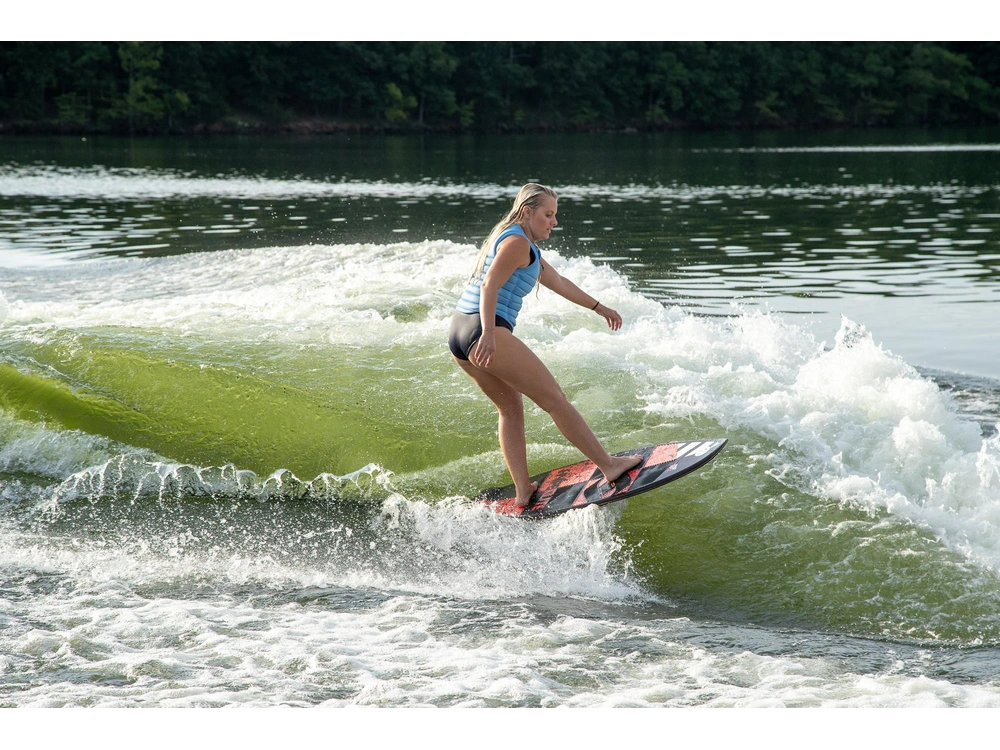 Regal 38 Surf 38 Surf 2025 alt