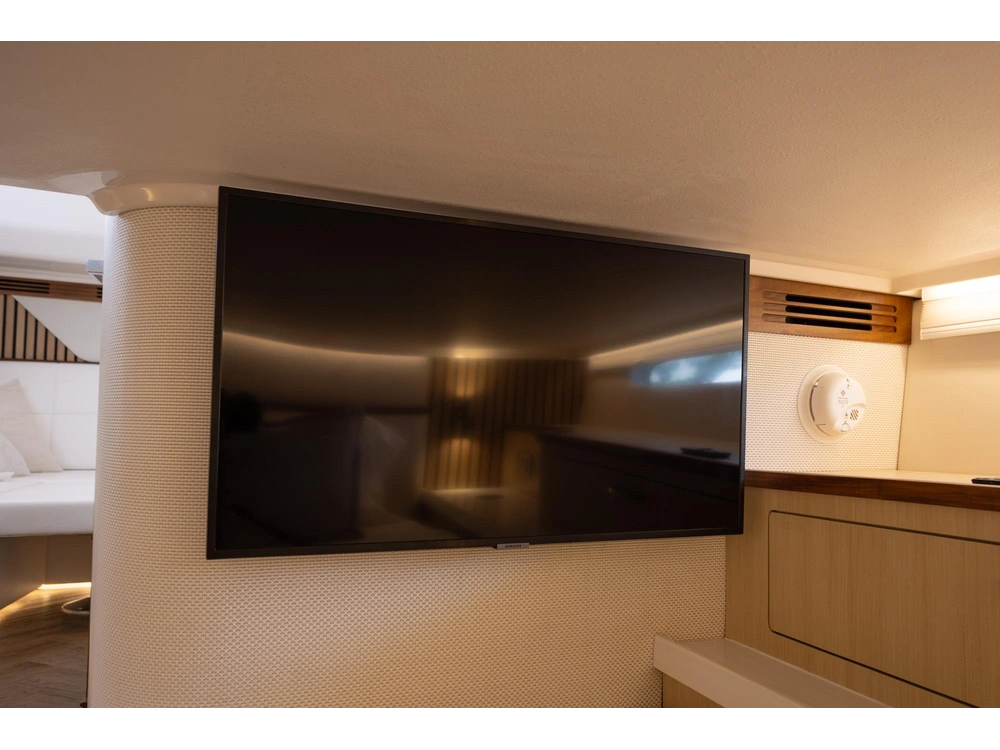 Regal LX43 LX43 2025 alt