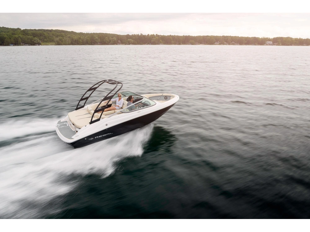 Regal 2000 ES 2000 ES 2025 alt