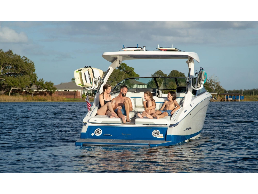 Regal LS9 Surf LS9 Surf 2025 alt