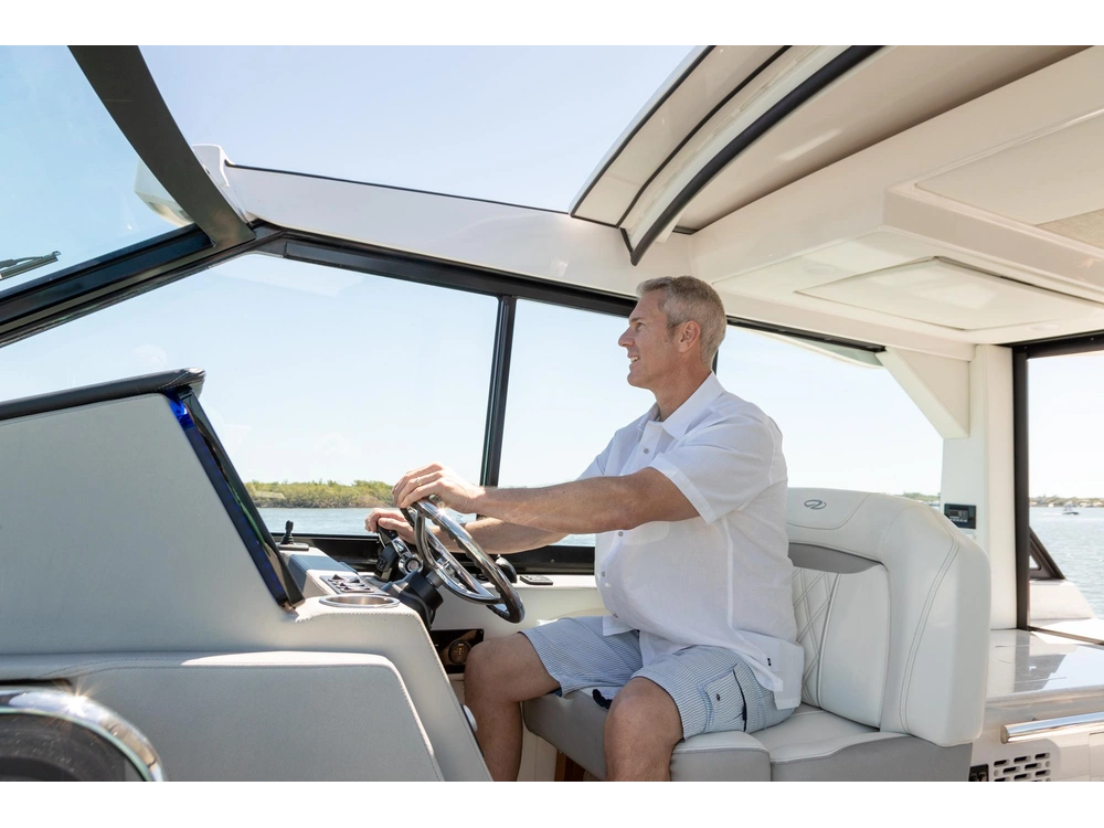 Regal 36 XO 36 XO 2025 alt