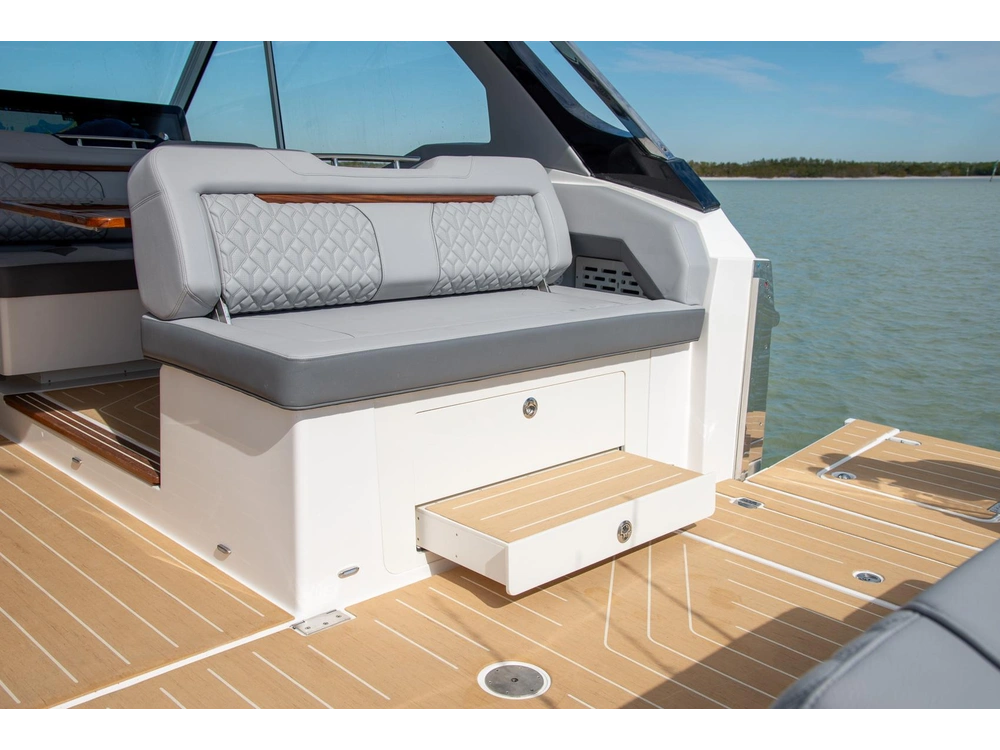 Regal LX43 LX43 2025 alt