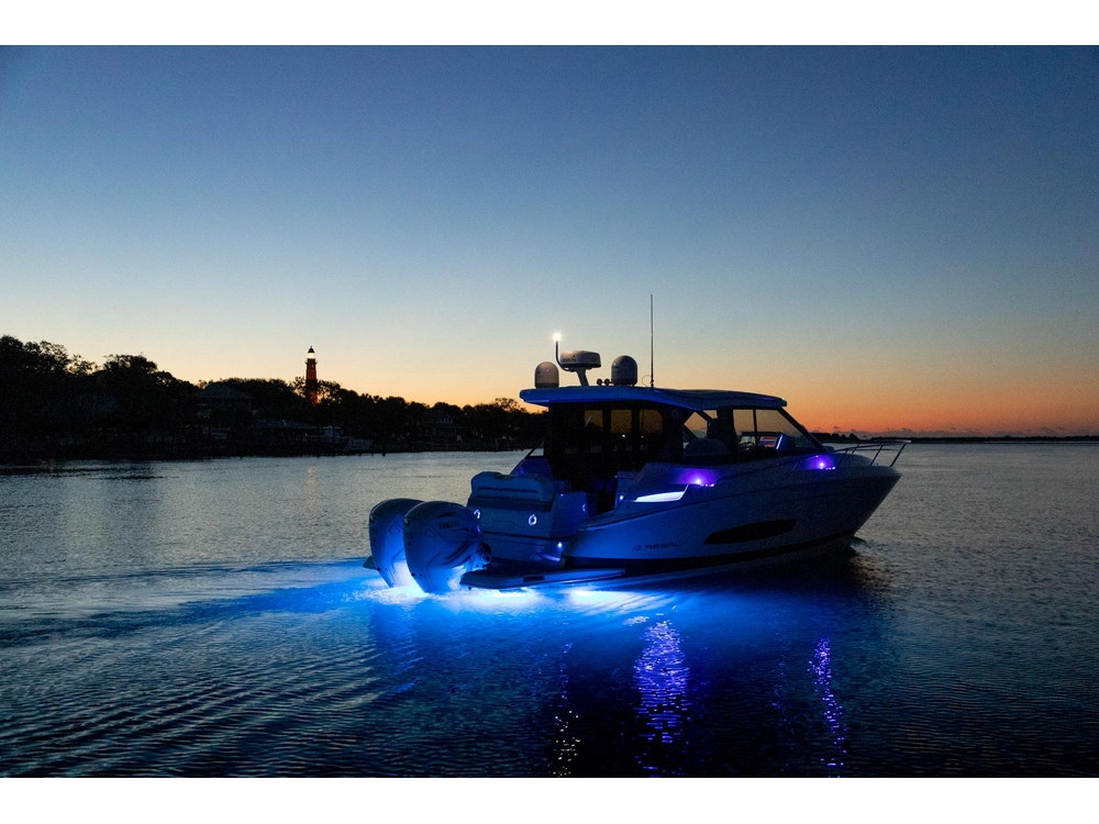 Regal 36 XO 36 XO 2025 alt