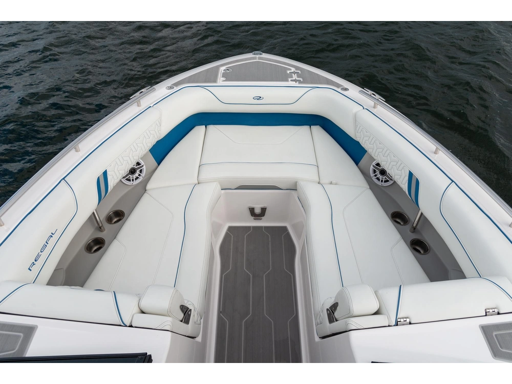 Regal LS9 Surf LS9 Surf 2025 alt