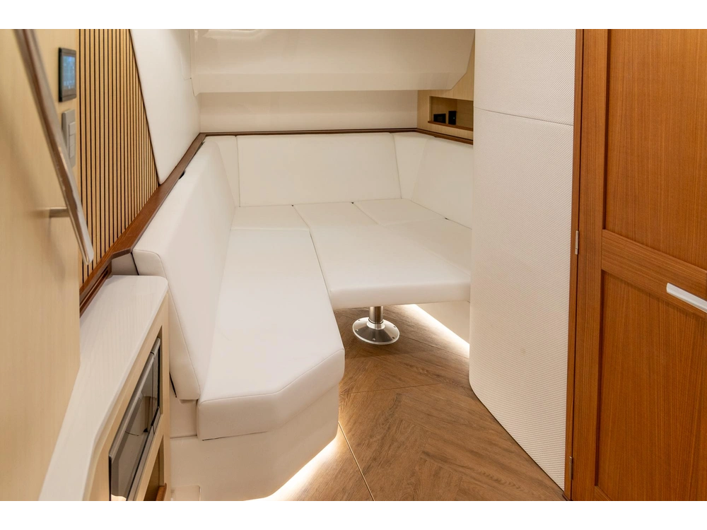 Regal 50 SAV 50 SAV 2025 alt