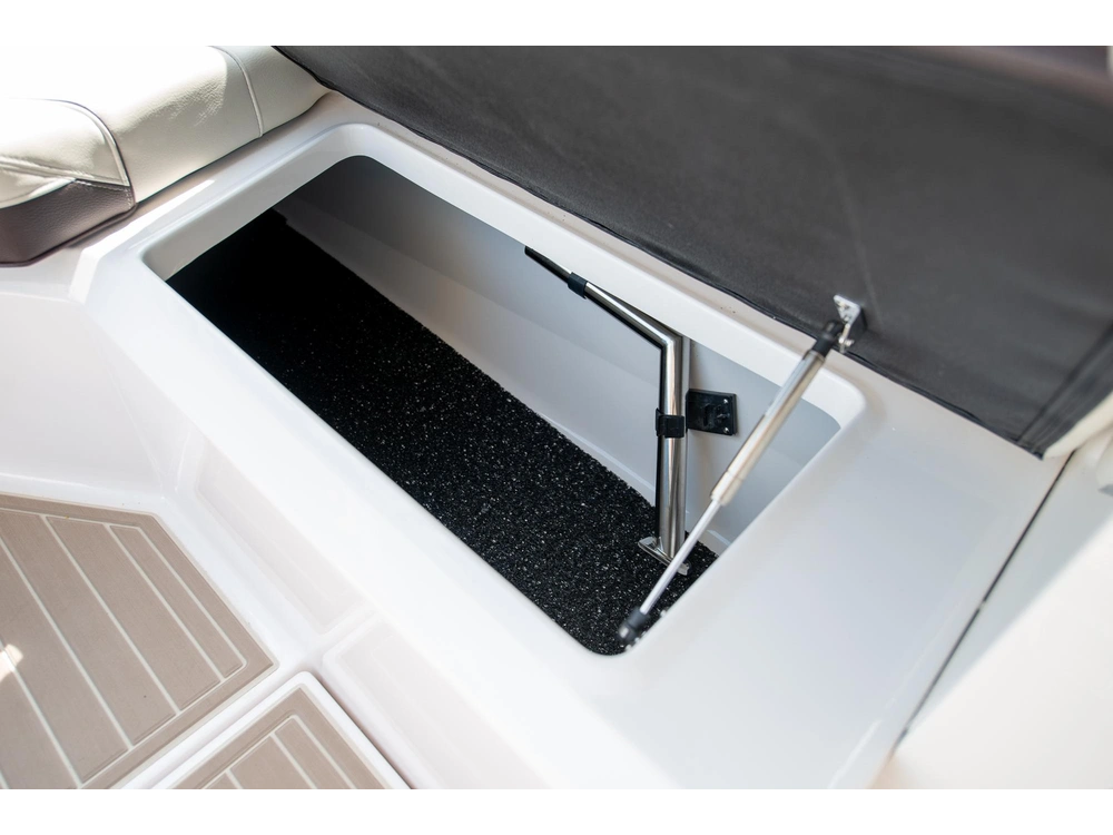 Regal LS36 LS36 2025 alt