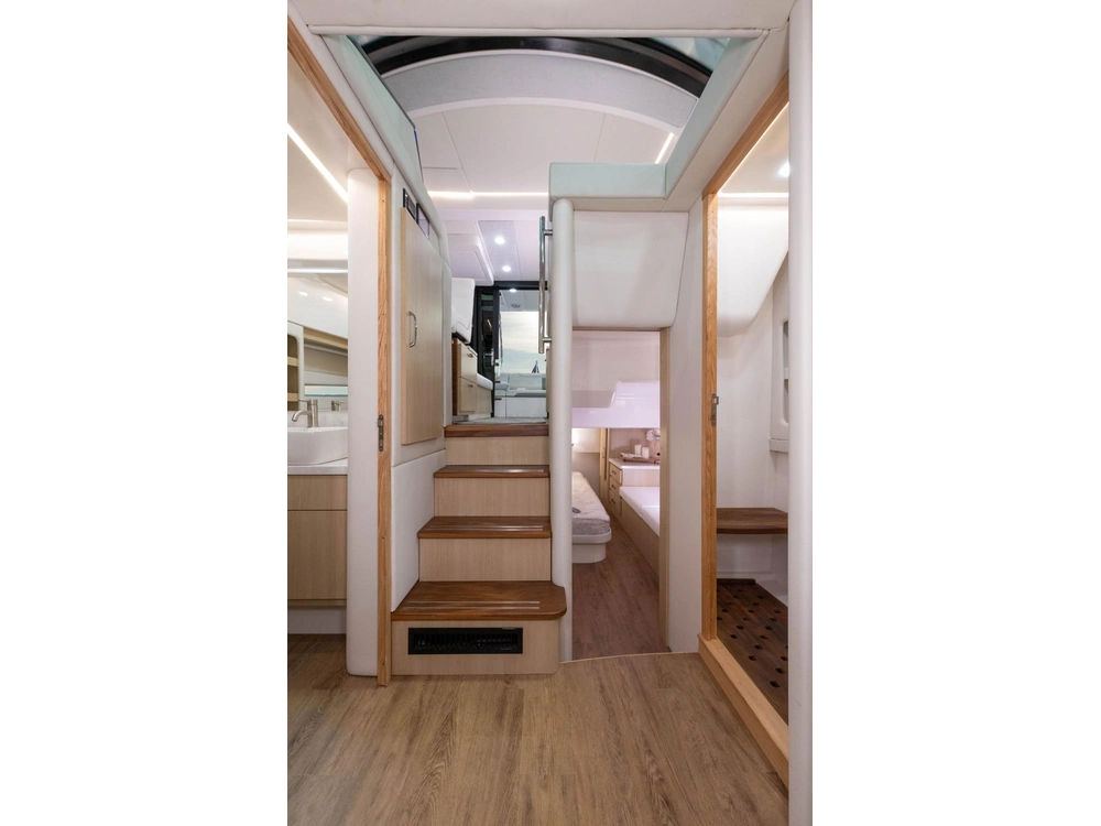 Regal 38 Grande Coupe 38 Grande Coupe 2025 alt