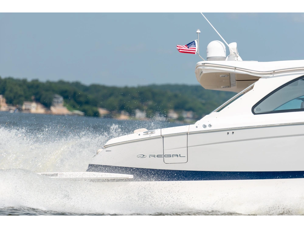 Regal LS36 LS36 2025 alt