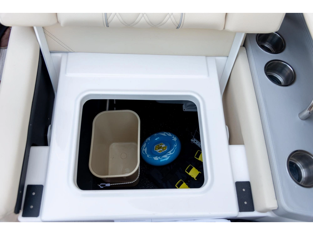 Regal LS4C LS4C 2025 alt