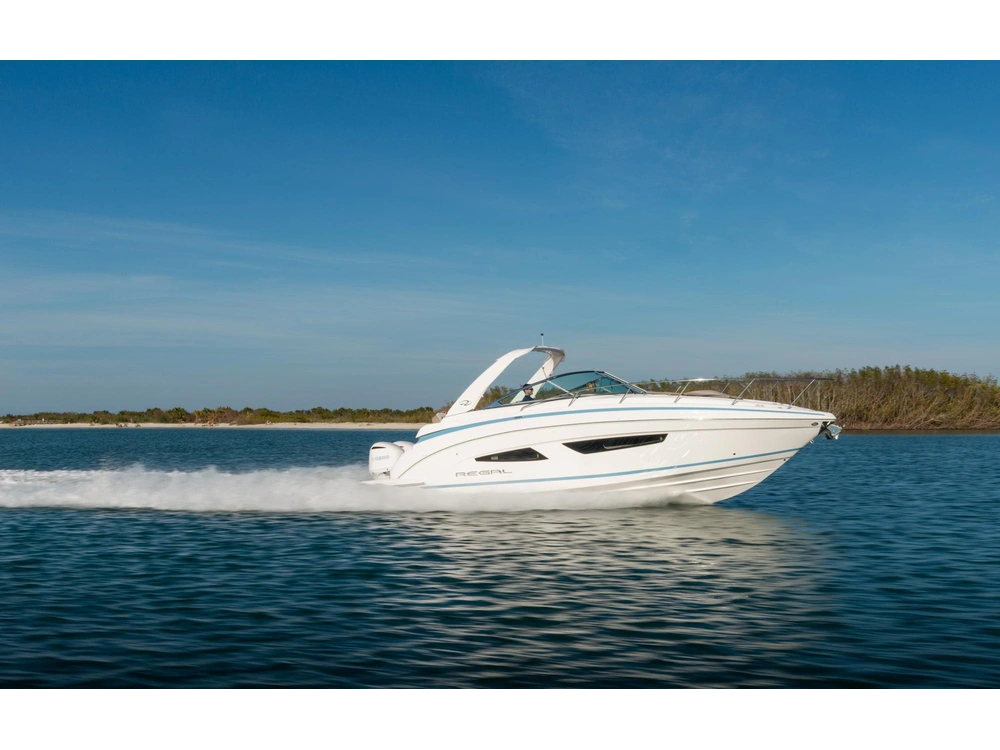 Regal 33 XO 33 XO 2025 alt