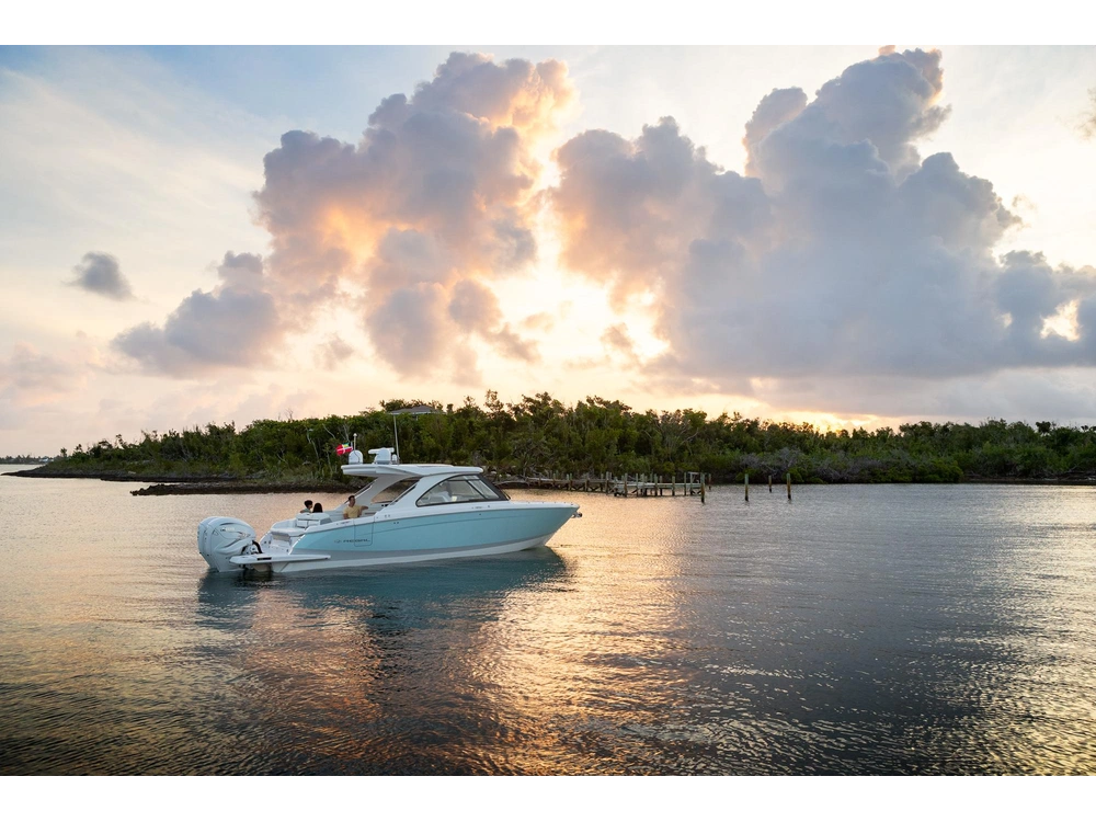 Regal LX36 LX36 2025 alt