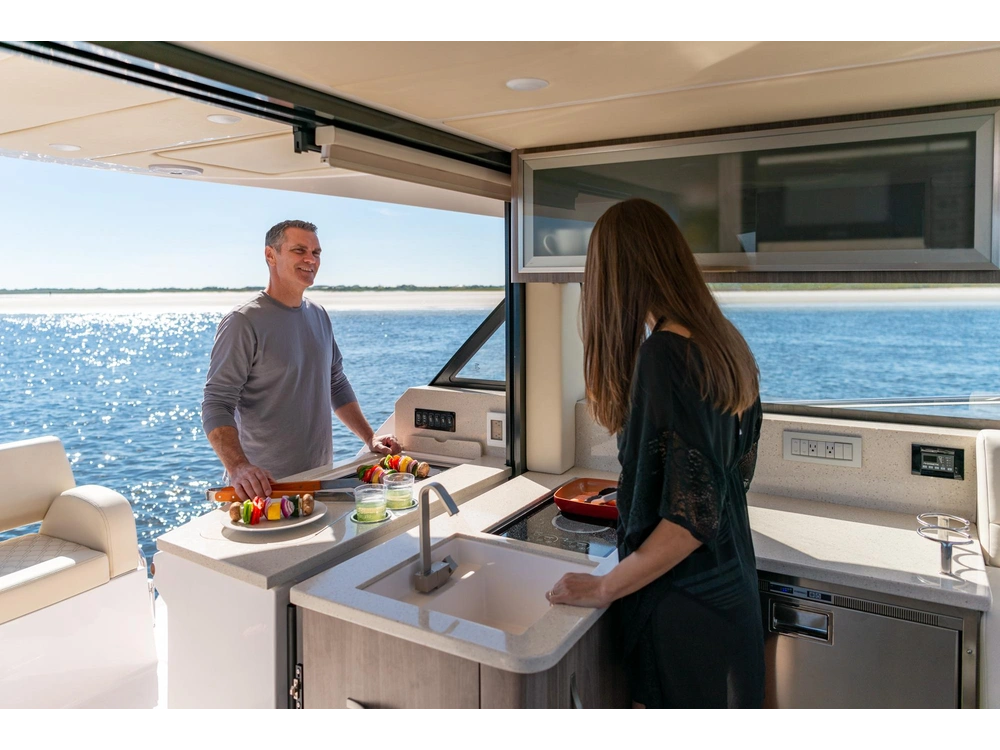 Regal 38 XO 38 XO 2025 alt