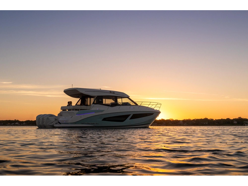 Regal 42 XO 42 XO 2025 alt