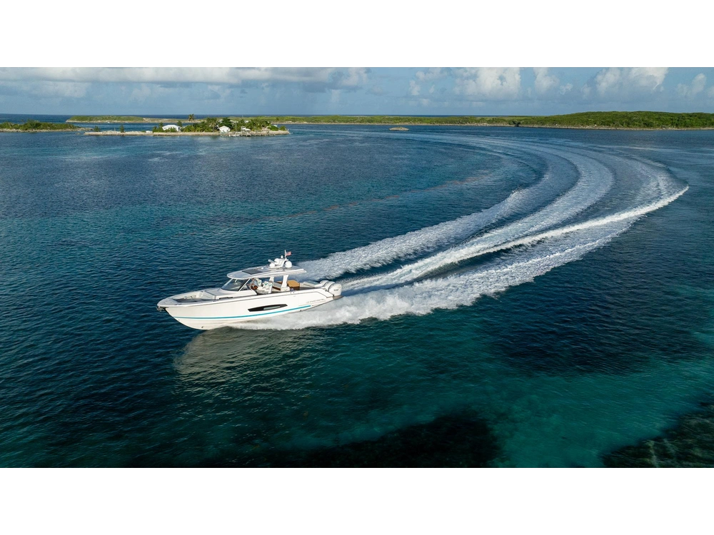 Regal 43 SAV 43 SAV 2025 alt