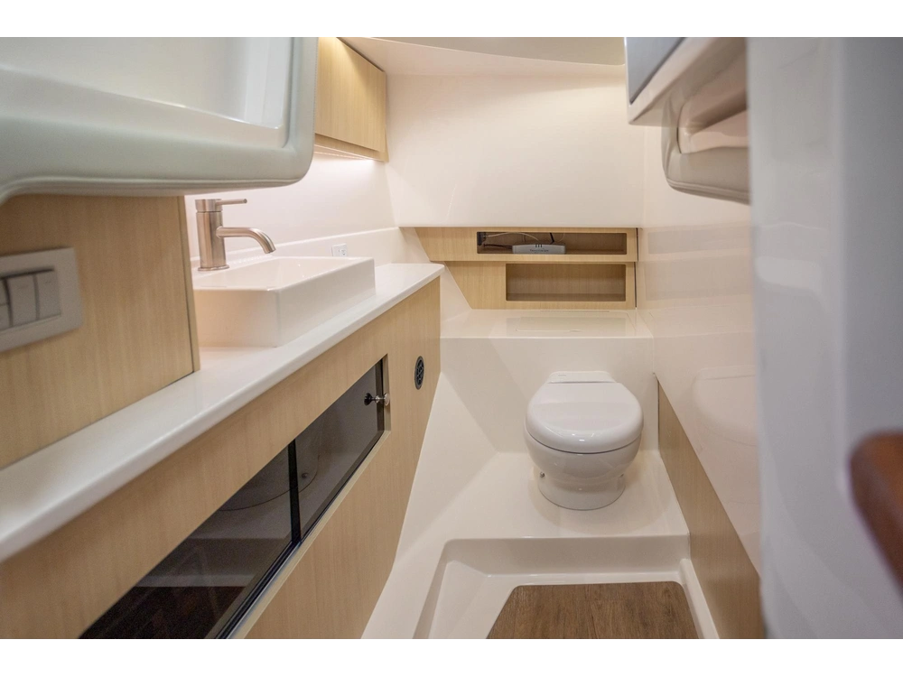 Regal LX36 LX36 2025 alt