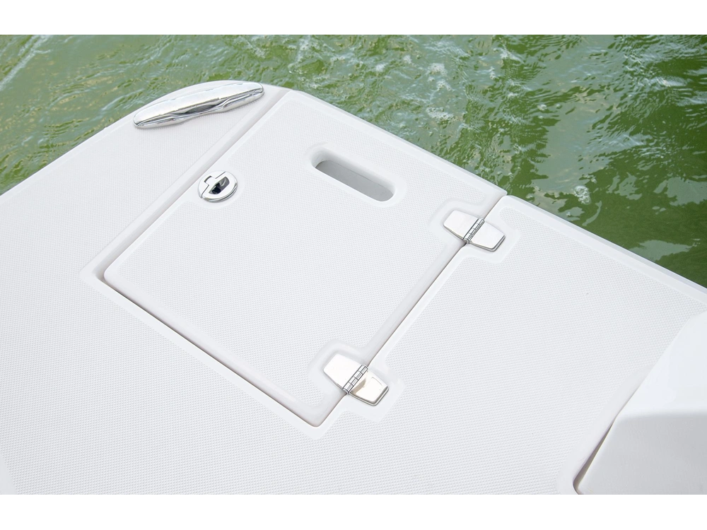 Regal 3300 3300 2025 alt