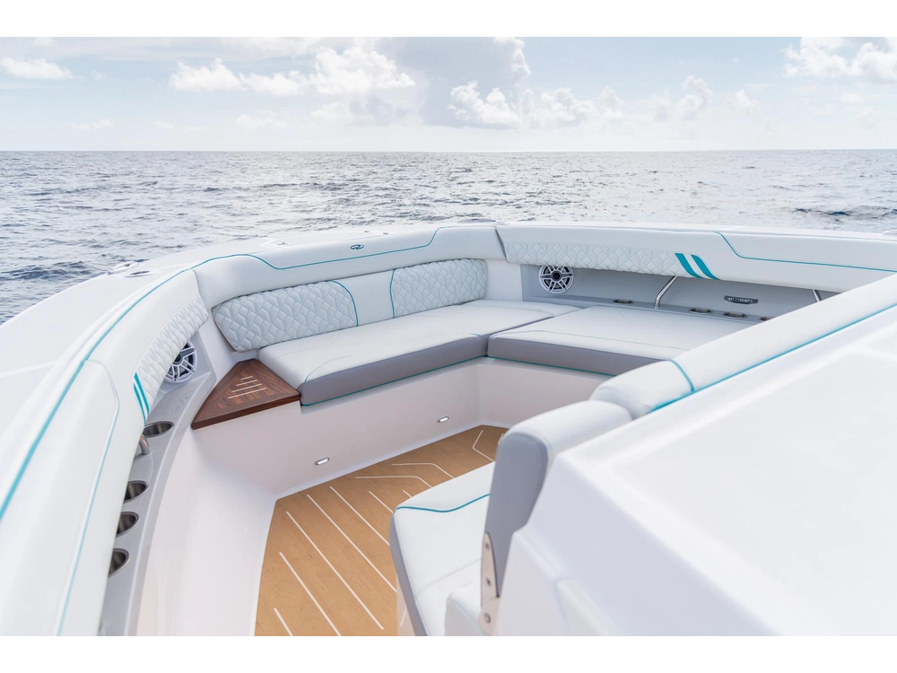 Regal 43 SAV 43 SAV 2025 alt