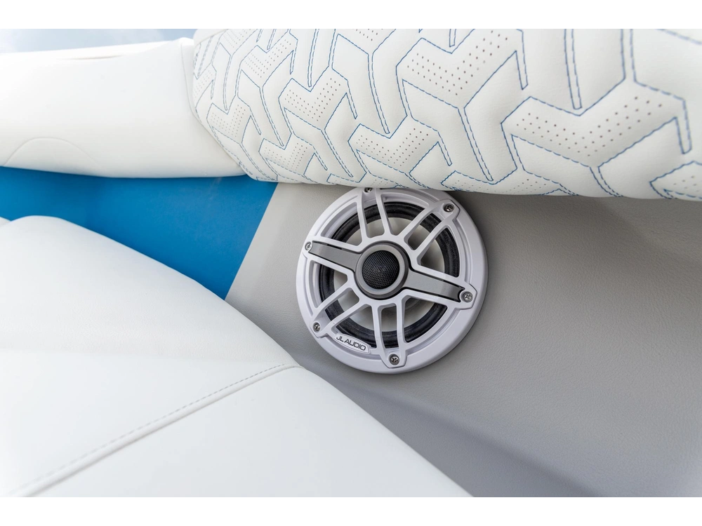 Regal LS9 Surf LS9 Surf 2025 alt