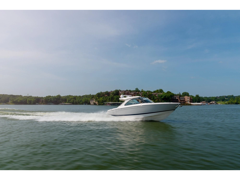 Regal LS36 LS36 2025 alt