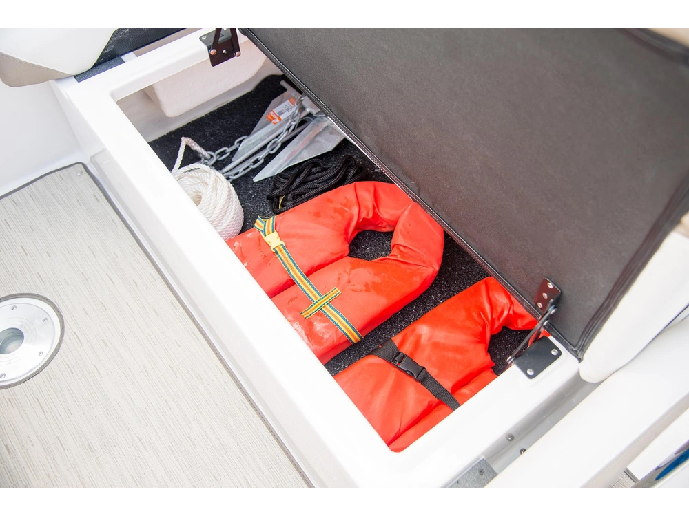 Regal 26 Express 26 Express 2025 alt