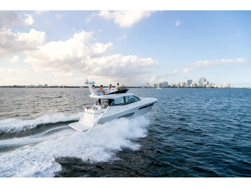 Regal 38 FLY 38 FLY 2025 alt