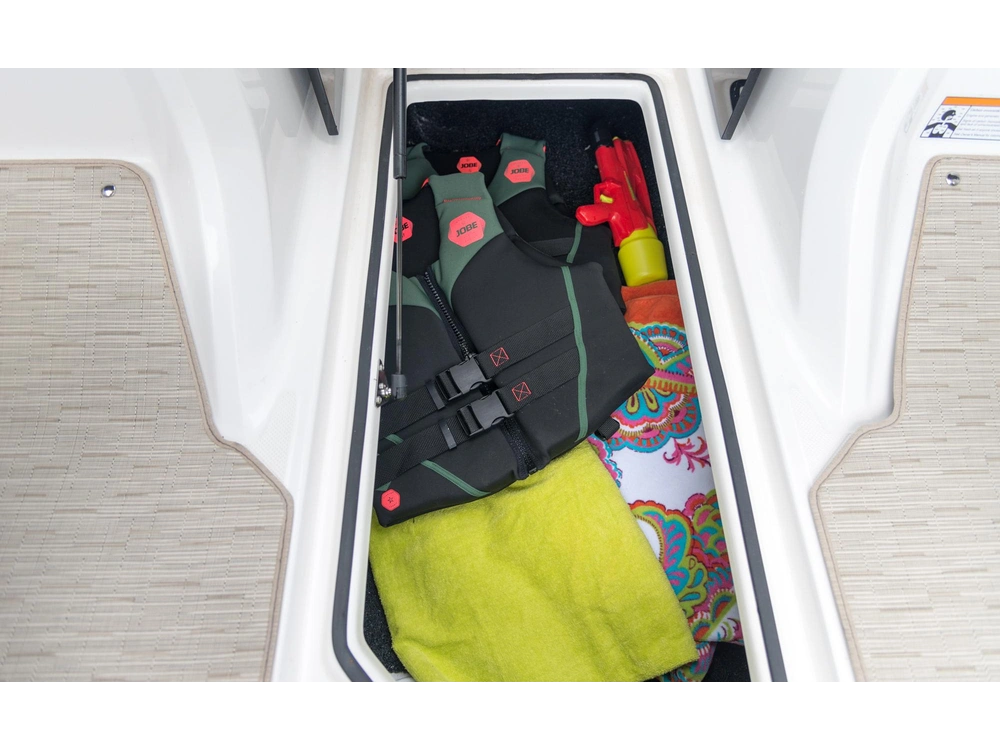 Regal 21 OBX 21 OBX 2025 alt