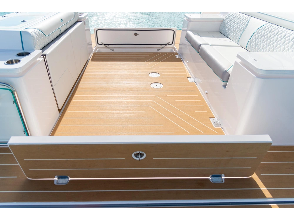 Regal 43 SAV 43 SAV 2025 alt