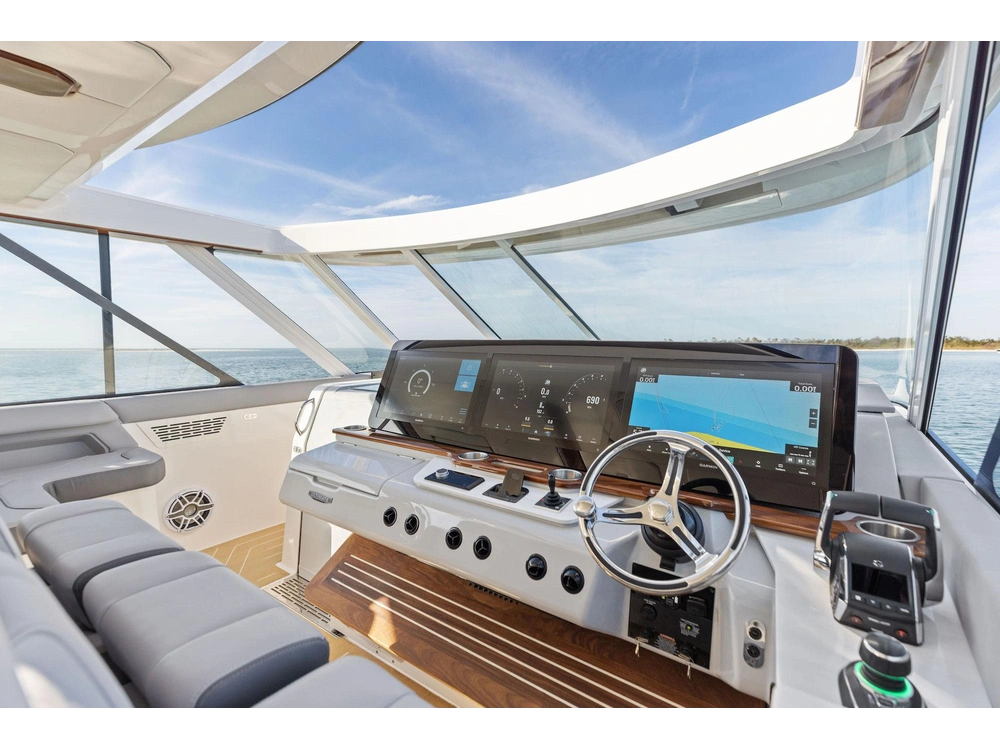 Regal LX43 LX43 2025 alt