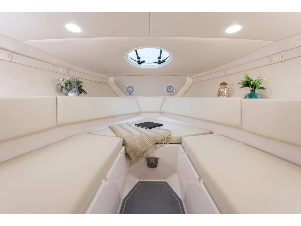 Regal LS4C LS4C 2025 alt