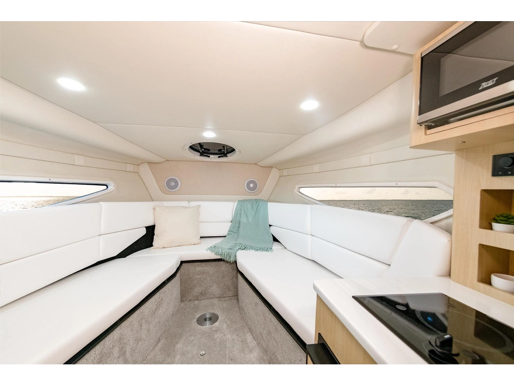 Regal 26 XO 26 XO 2025 alt