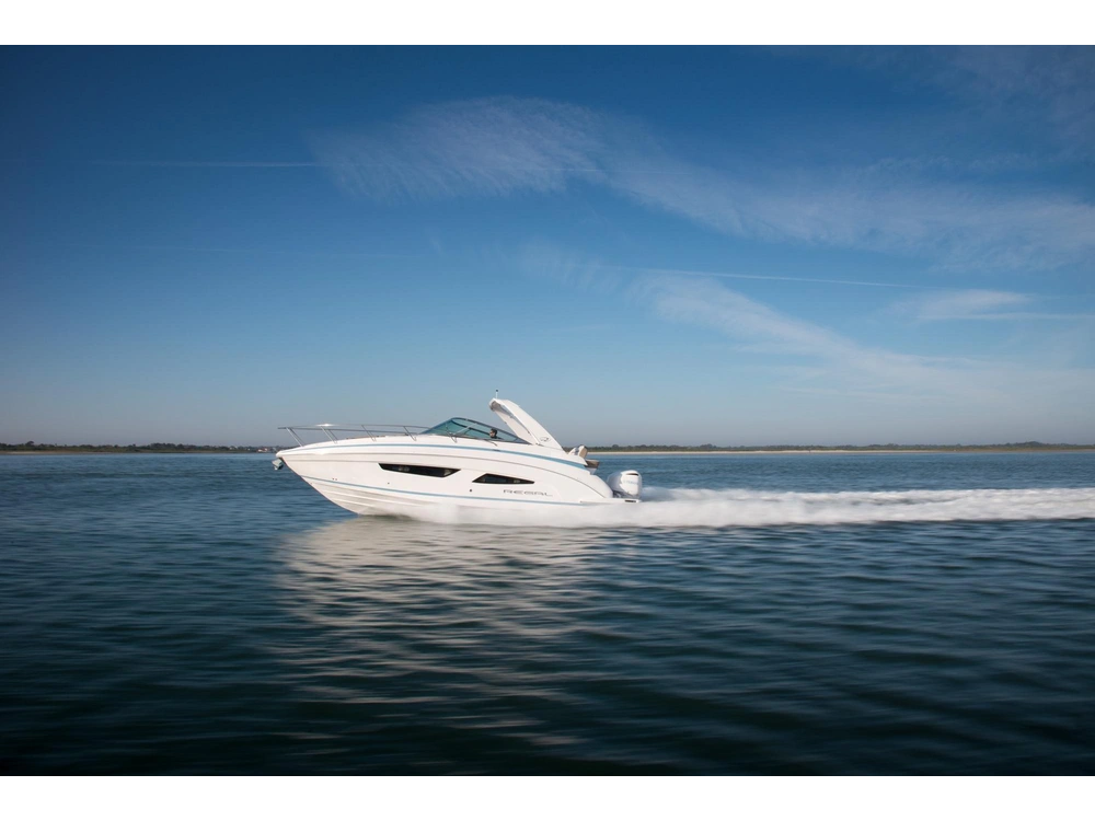 Regal 33 XO 33 XO 2025 alt