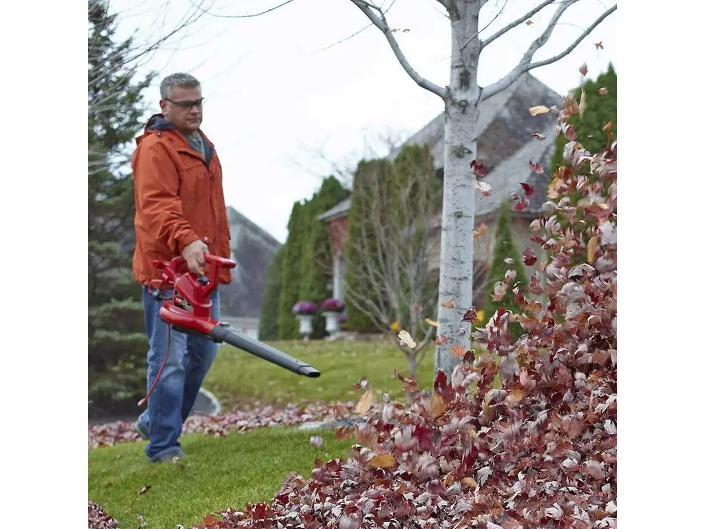 2025 Toro 340 CFM Ultra Corded Electric Leaf Blower/Vac