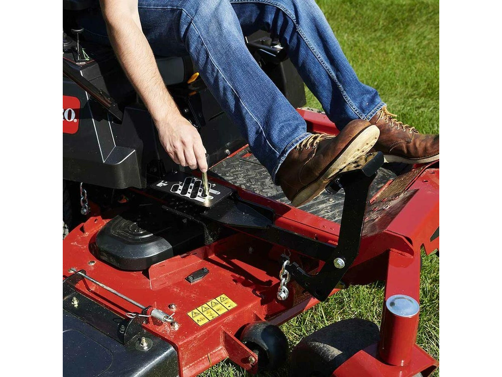 2025 Toro 54 in. (137 cm) TITAN® Zero Turn Mower (75305) 54 in. (137 cm) TITAN® Zero Turn Mower (75305) alt