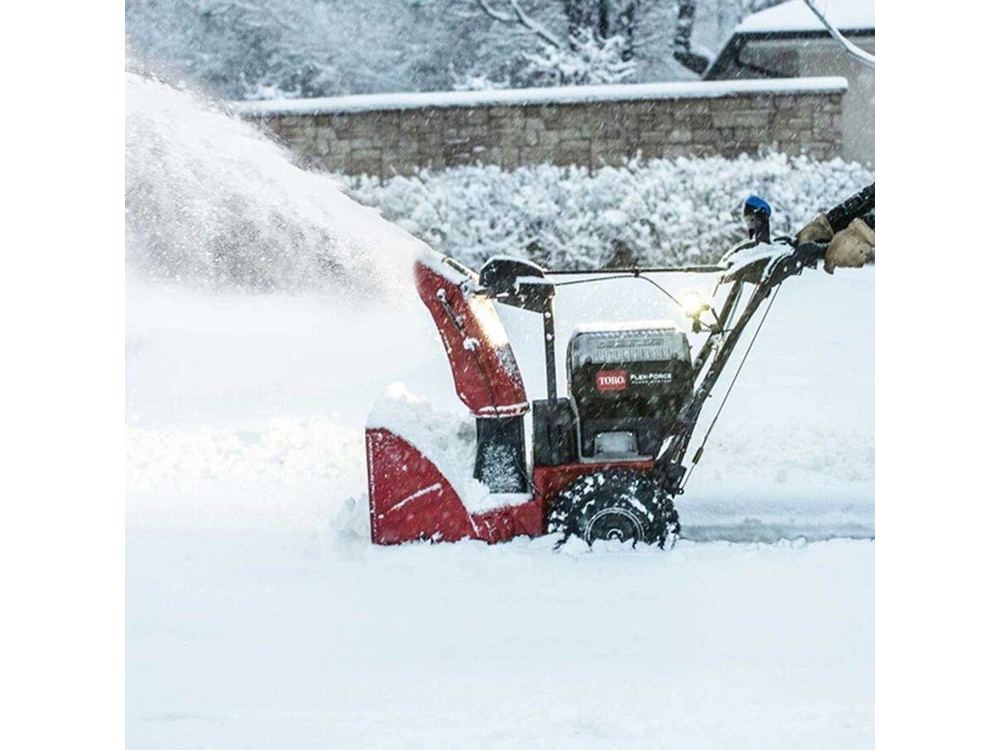 2025 Toro 26 in. (66 cm) Power Max 826 OHAE Two-Stage Gas Snow Blower 26 in. (66 cm) Power Max 826 OHAE Two-Stage Gas Snow Blower alt