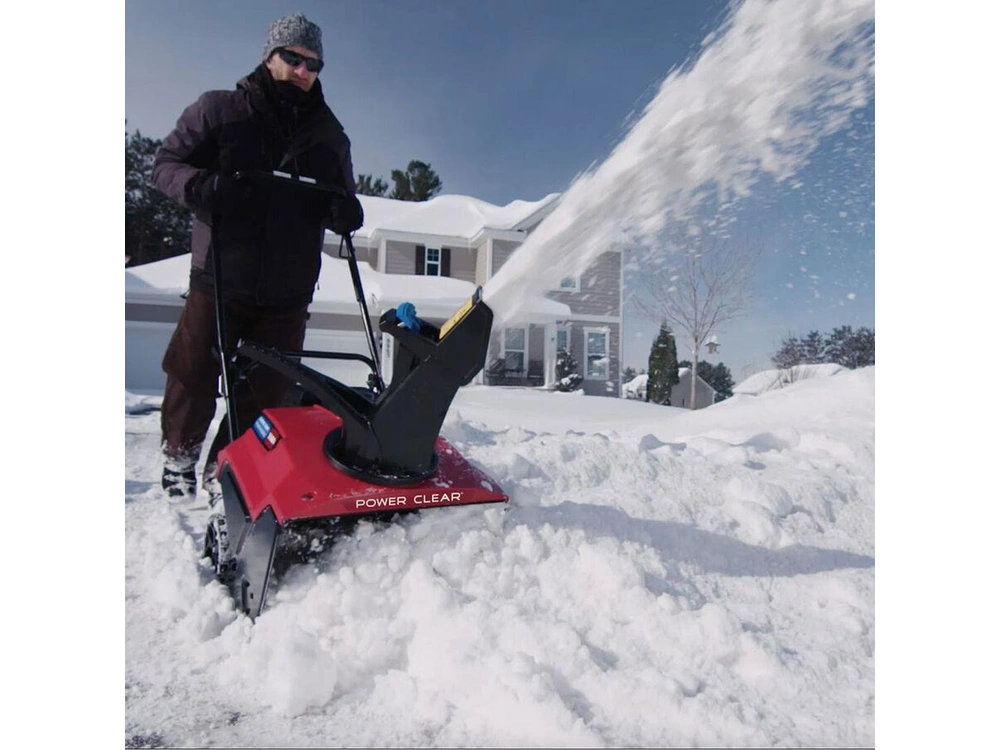 2025 Toro 21 in. (53 cm) Power Clear® 721 R-C Gas Snow Blower 21 in. (53 cm) Power Clear® 721 R-C Gas Snow Blower alt